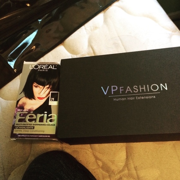 Black to silver ombré extensions by VPFASHION - Picture 3 of 4